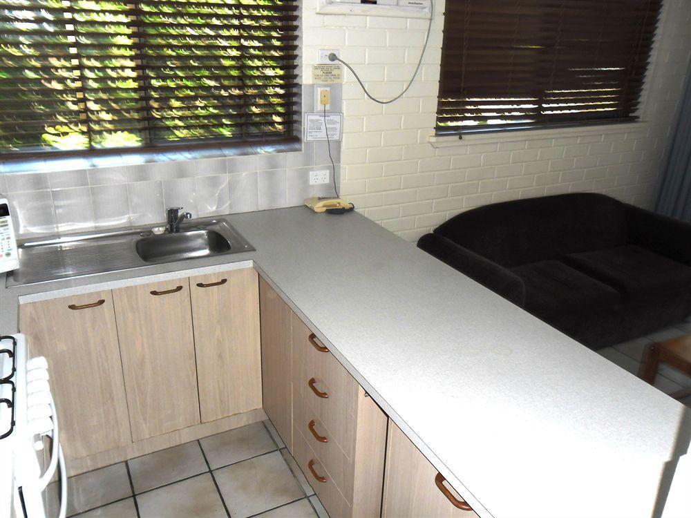 Mooloolaba Motel Экстерьер фото
