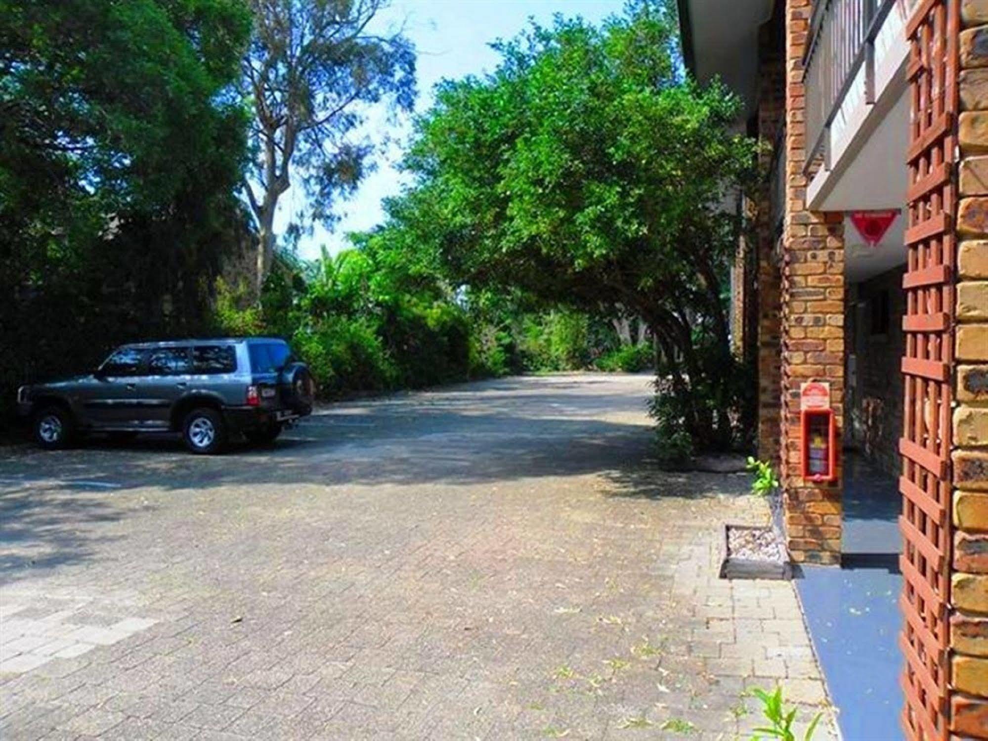 Mooloolaba Motel Экстерьер фото