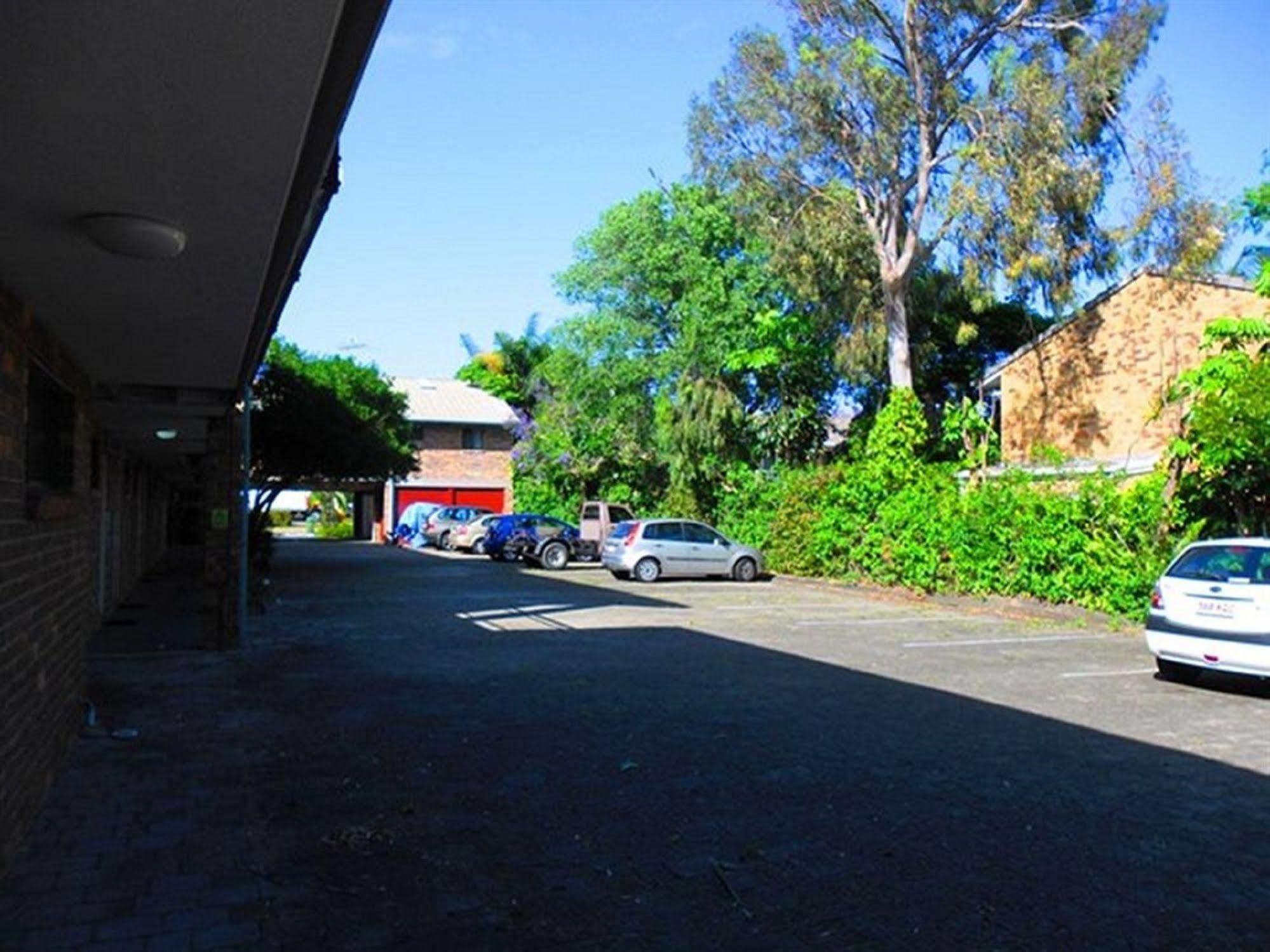 Mooloolaba Motel Экстерьер фото