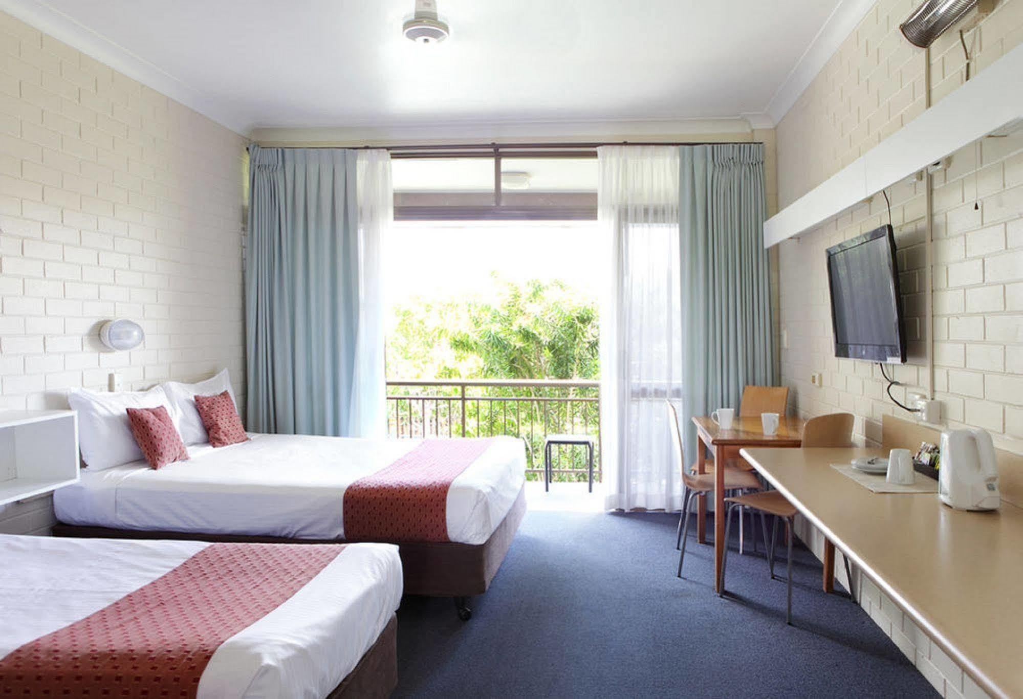 Mooloolaba Motel Экстерьер фото